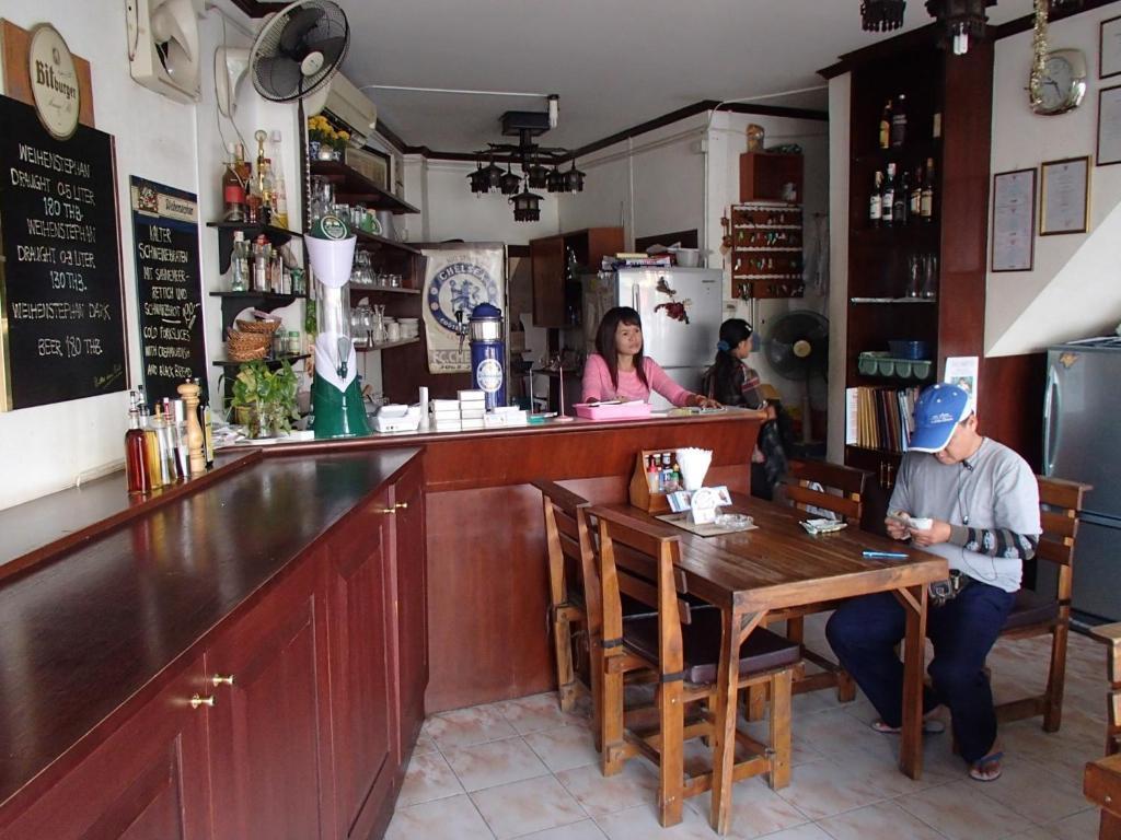 Little Austria Tams Guesthouse Chaweng Plajı Dış mekan fotoğraf