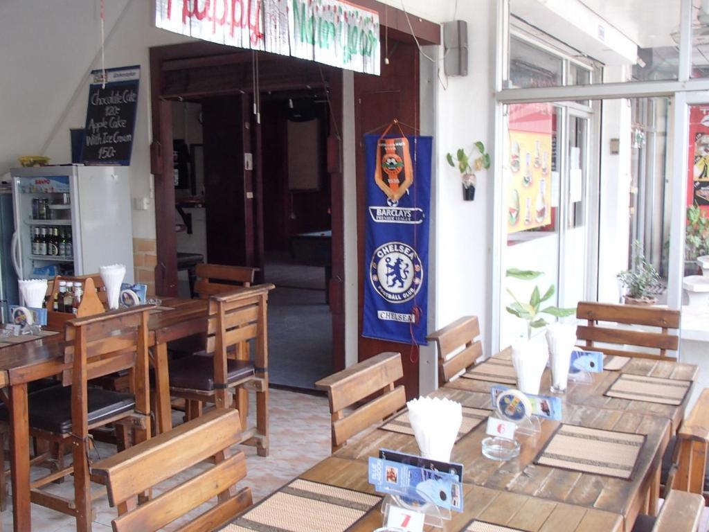 Little Austria Tams Guesthouse Chaweng Plajı Dış mekan fotoğraf