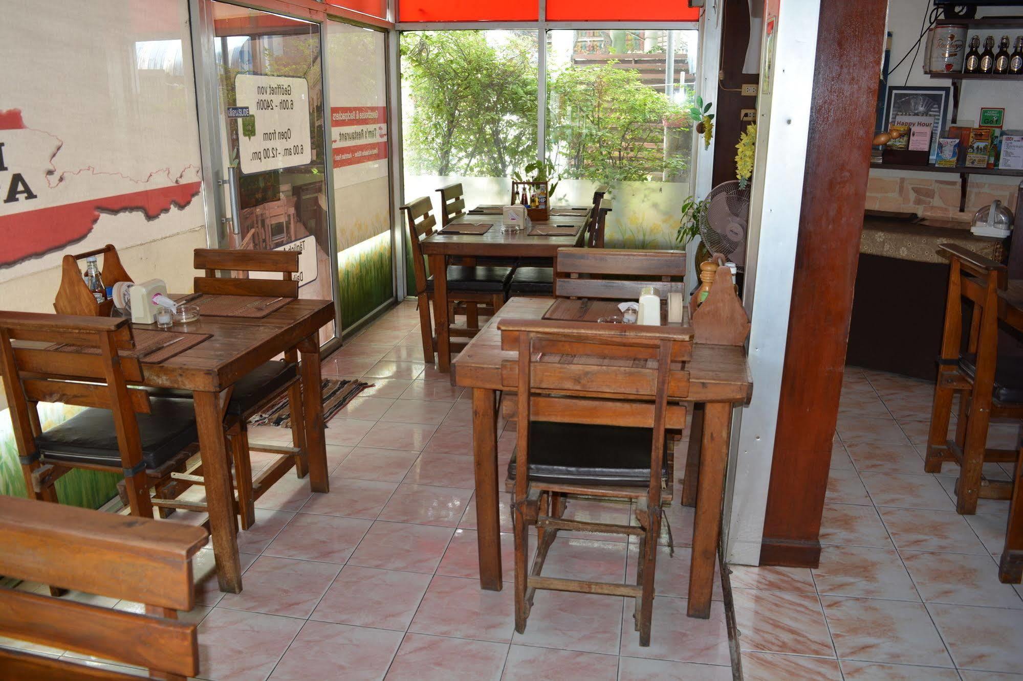 Little Austria Tams Guesthouse Chaweng Plajı Dış mekan fotoğraf