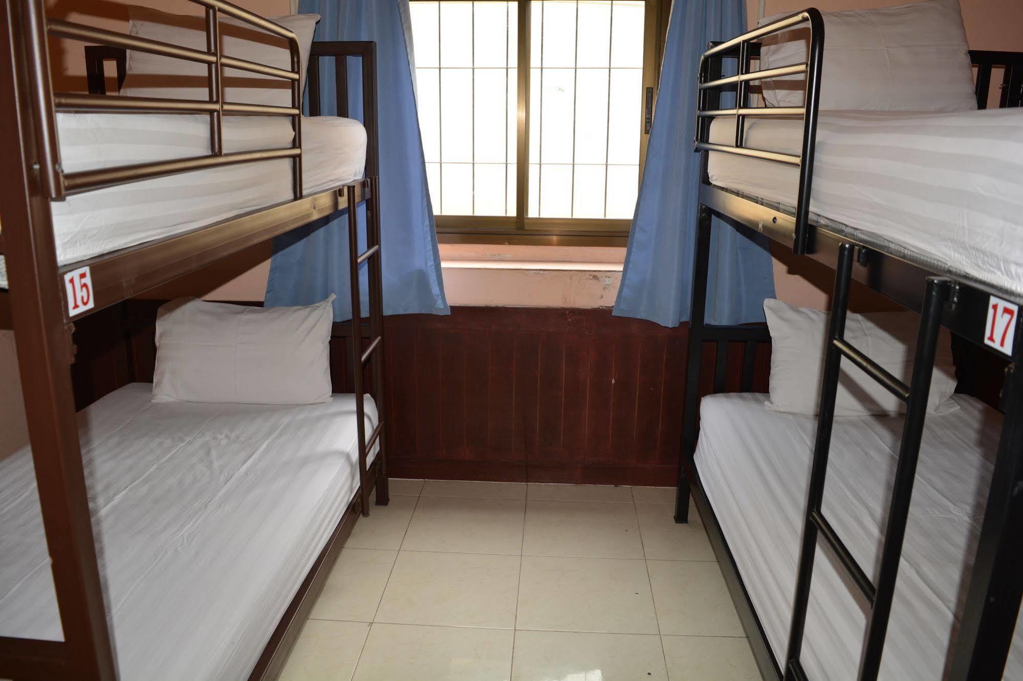 Little Austria Tams Guesthouse Chaweng Plajı Dış mekan fotoğraf