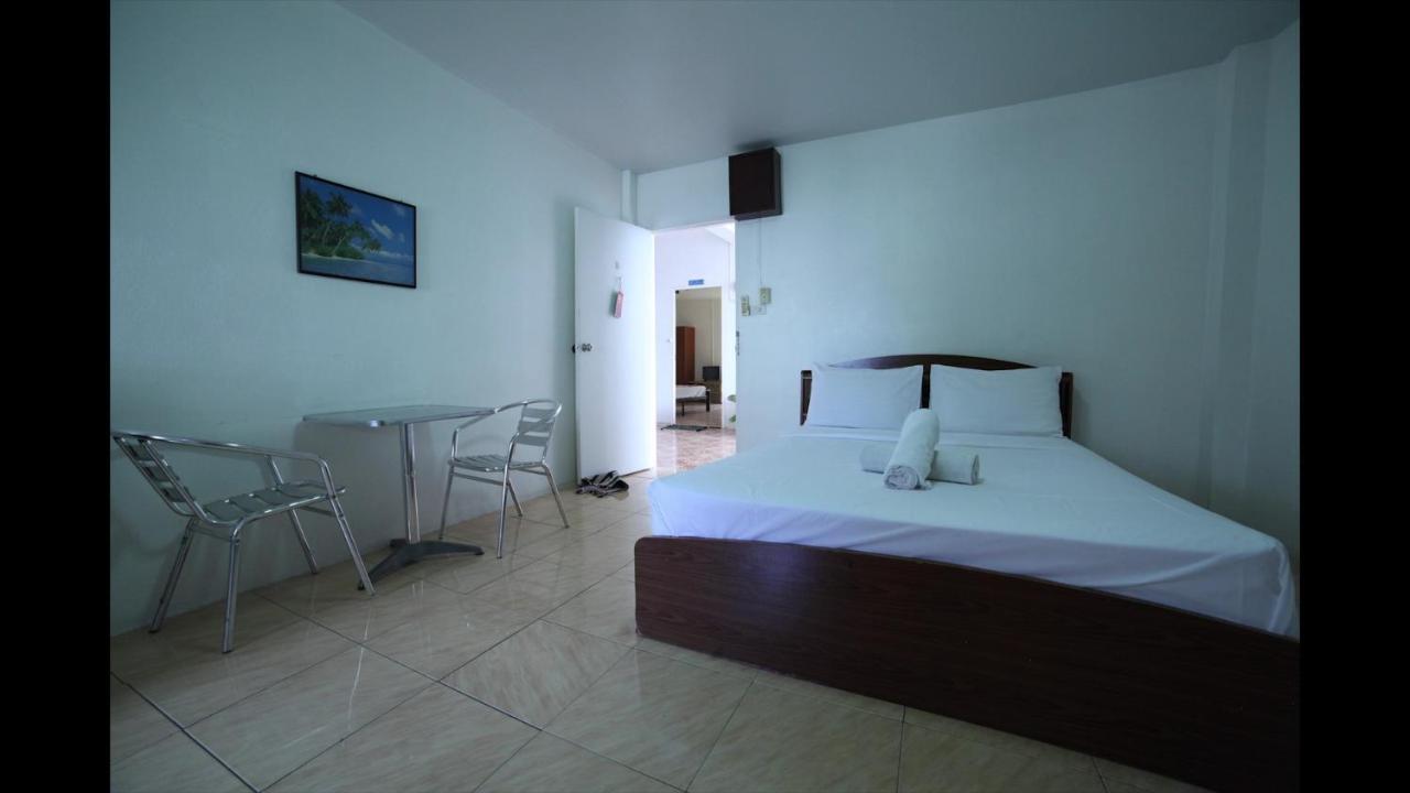 Little Austria Tams Guesthouse Chaweng Plajı Dış mekan fotoğraf