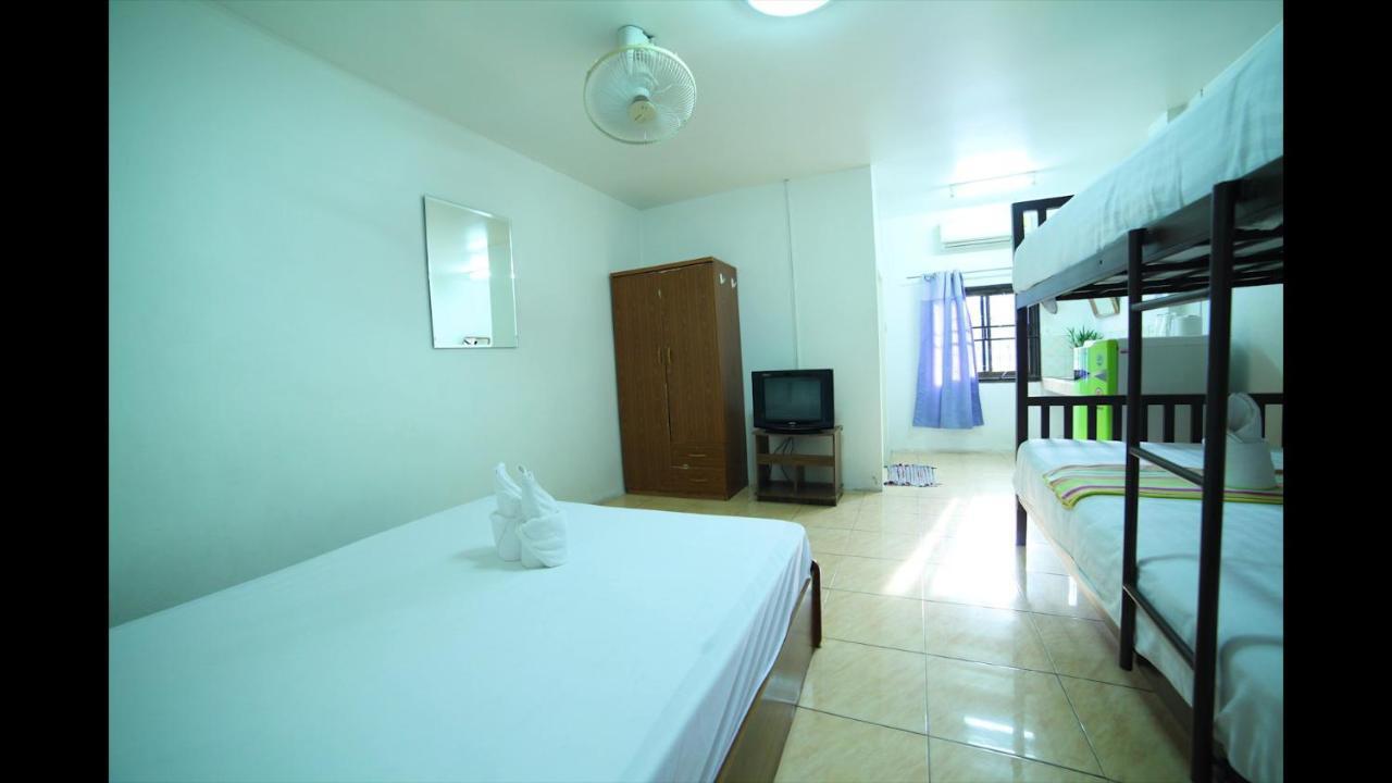 Little Austria Tams Guesthouse Chaweng Plajı Dış mekan fotoğraf